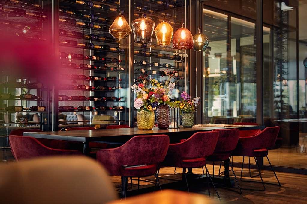 Van Der Valk Hotel Nijmegen-Lent Ресторант снимка